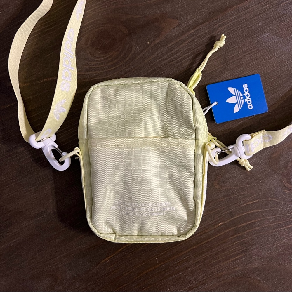 ADIDAS crossbody bag - Picture 3 of 4